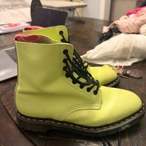 DR MARTENS X UNDERCOVER JUN TAKAHASHI PASTEL YELLOW BOOTS 4UK NEW MADE IN ENLAND